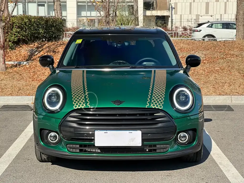 MINI Clubman — фото 3