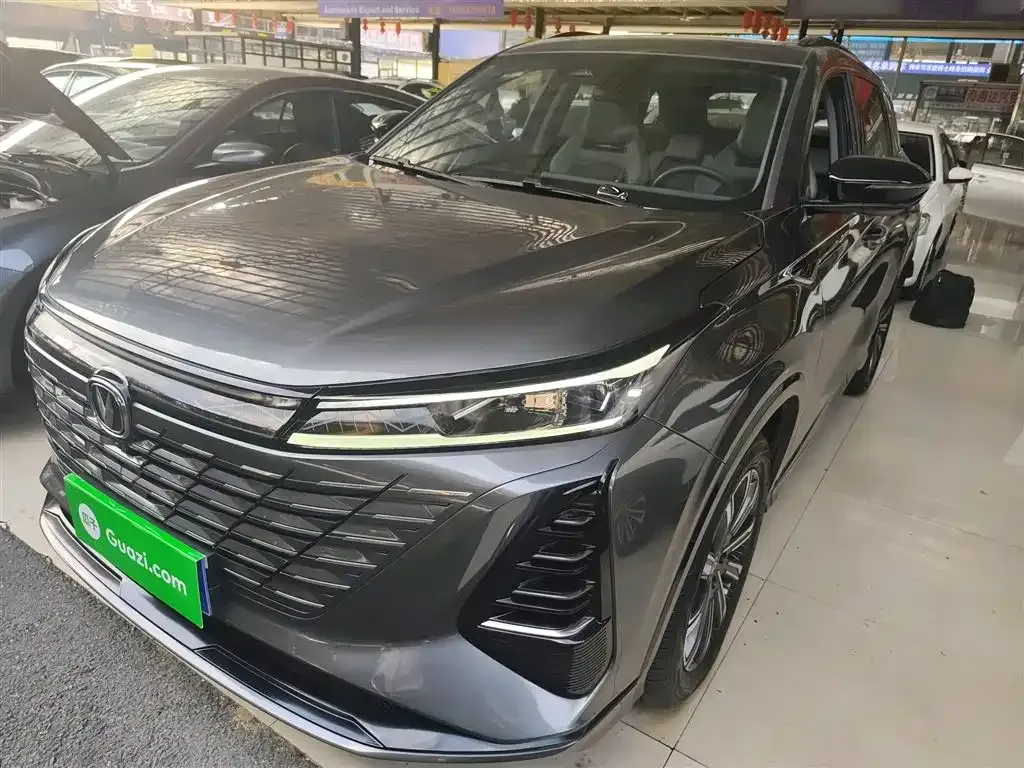 Changan CS75PLUS — фото 1