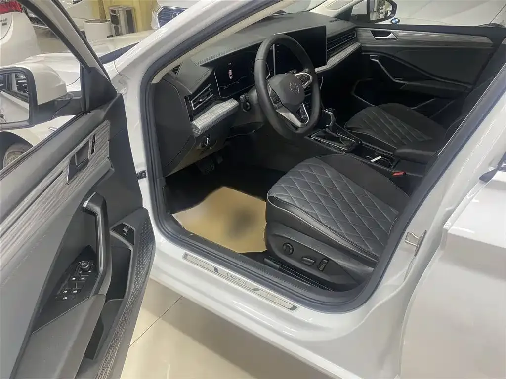 Volkswagen Sagitar 2022 из CN, фото 8