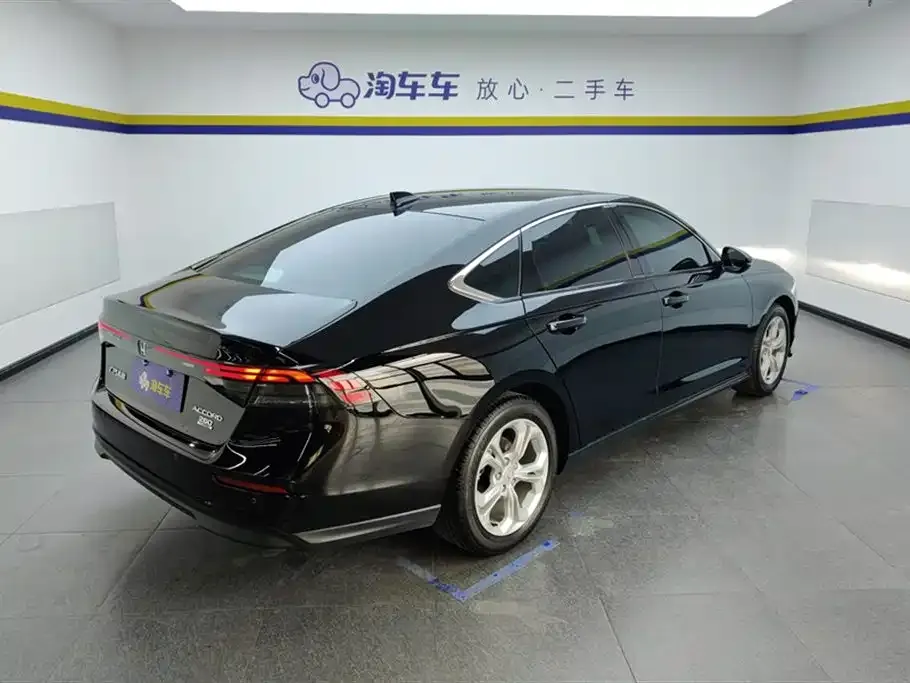 Honda Accord 2023 из CN, фото 3