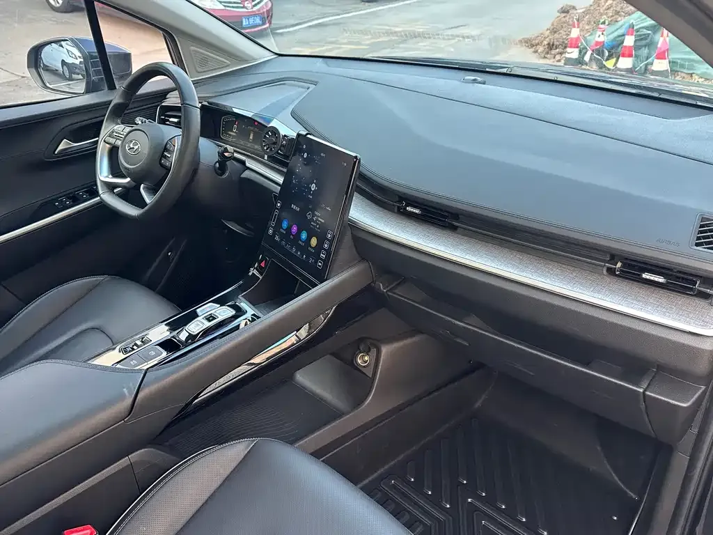 Hyundai Custo 2024 из CN, фото 2