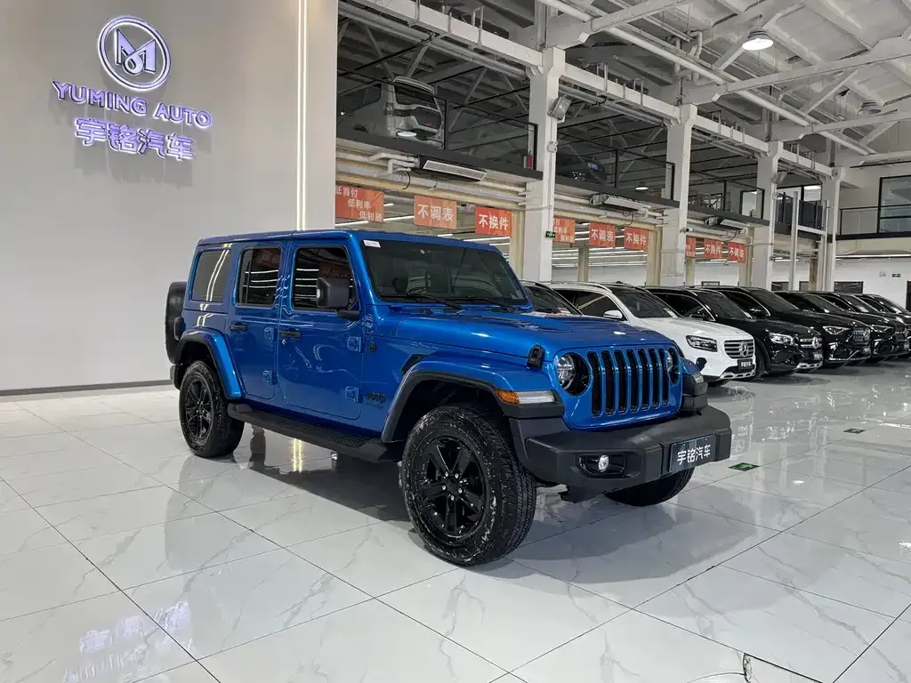 Jeep Wrangler 2023 из CN, фото 10