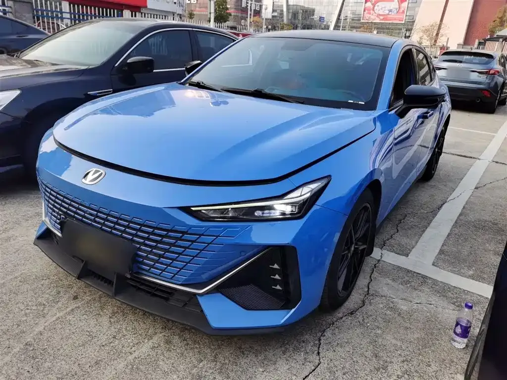 Changan UNI-V 2023 из CN, фото 1