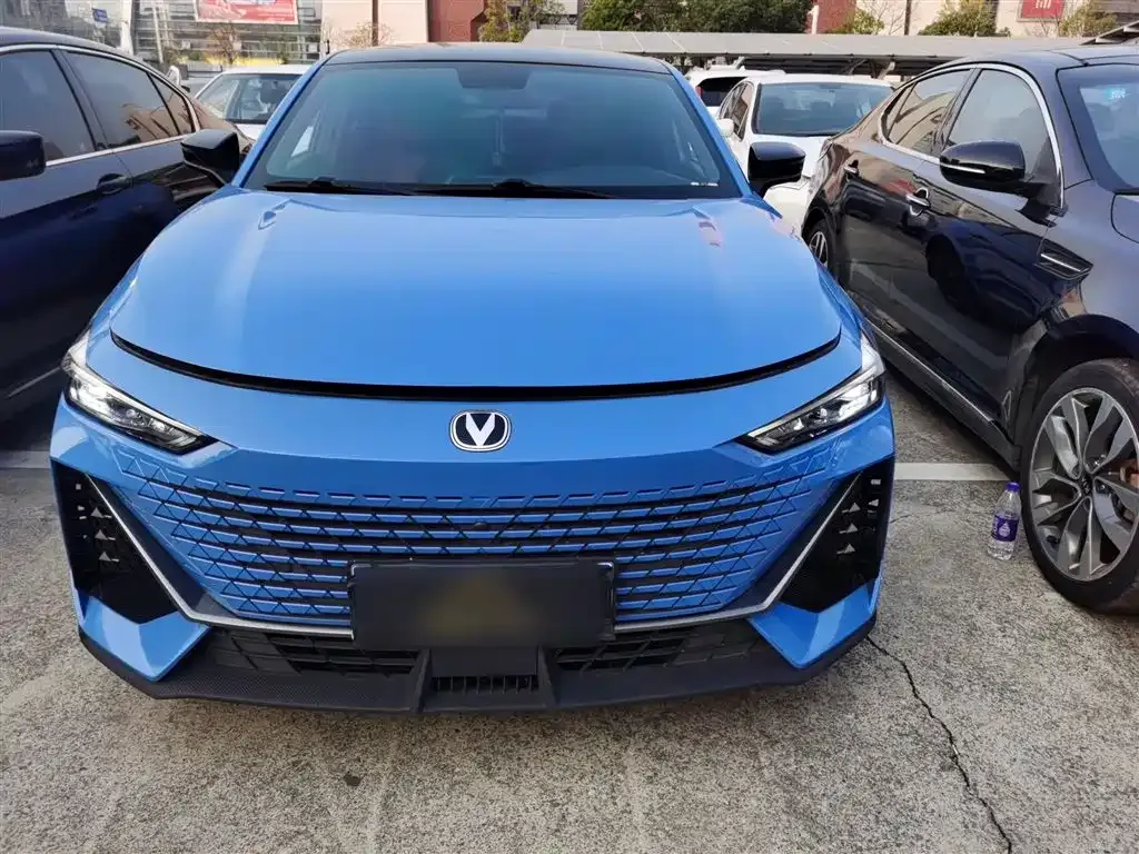 Changan UNI-V 2023 из CN, фото 3
