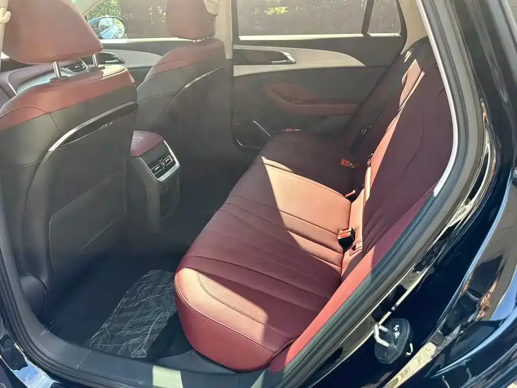 Hongqi H5 2024 из CN, фото 9