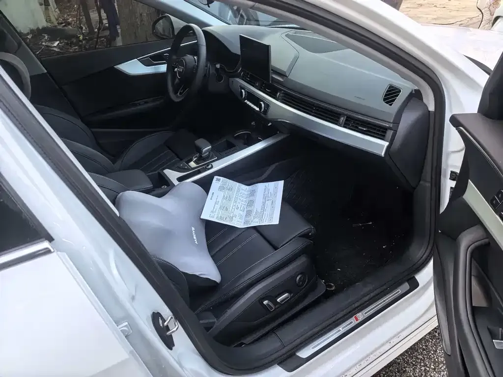 Audi A4L 2025 из CN, фото 3