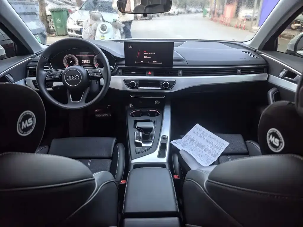 Audi A4L 2025 из CN, фото 2