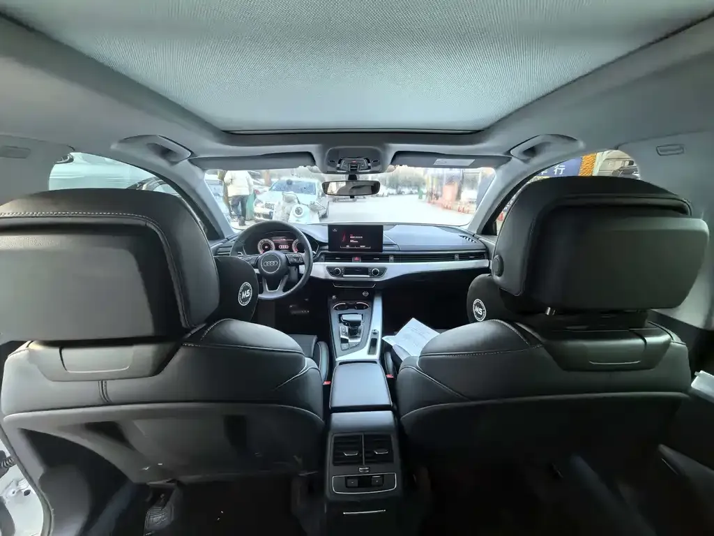 Audi A4L 2025 из CN, фото 6