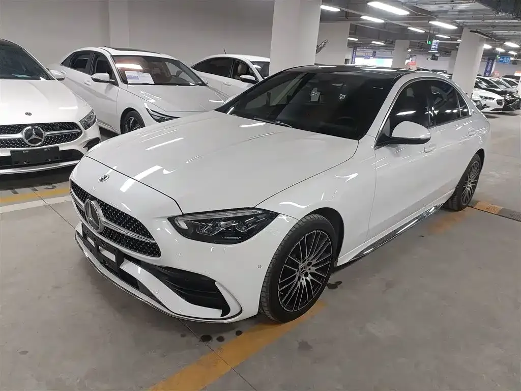 Mercedes-Benz C-Class — фото 1