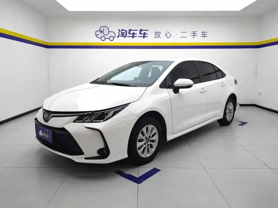 Toyota Corolla — фото 1