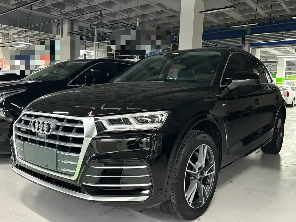 Audi Q5L 2021 из CN, фото 1