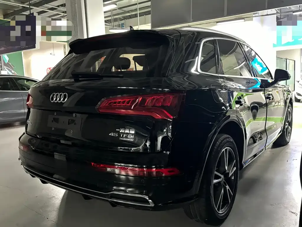 Audi Q5L 2021 из CN, фото 10