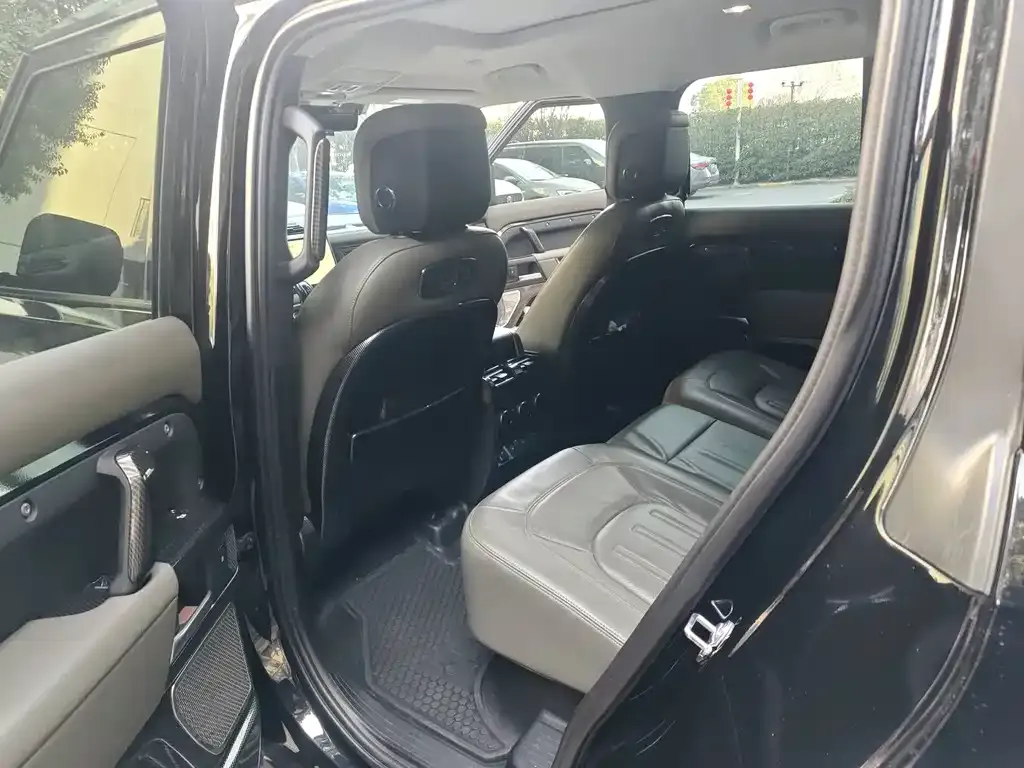 Land Rover Defender — фото 3