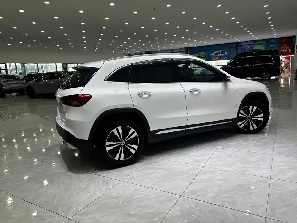 Mercedes-Benz GLA — фото 2