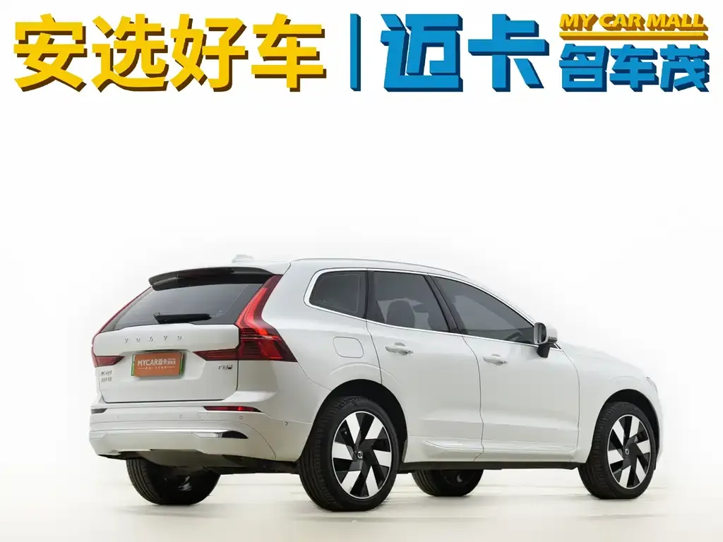 Volvo XC60 PHEV — фото 4