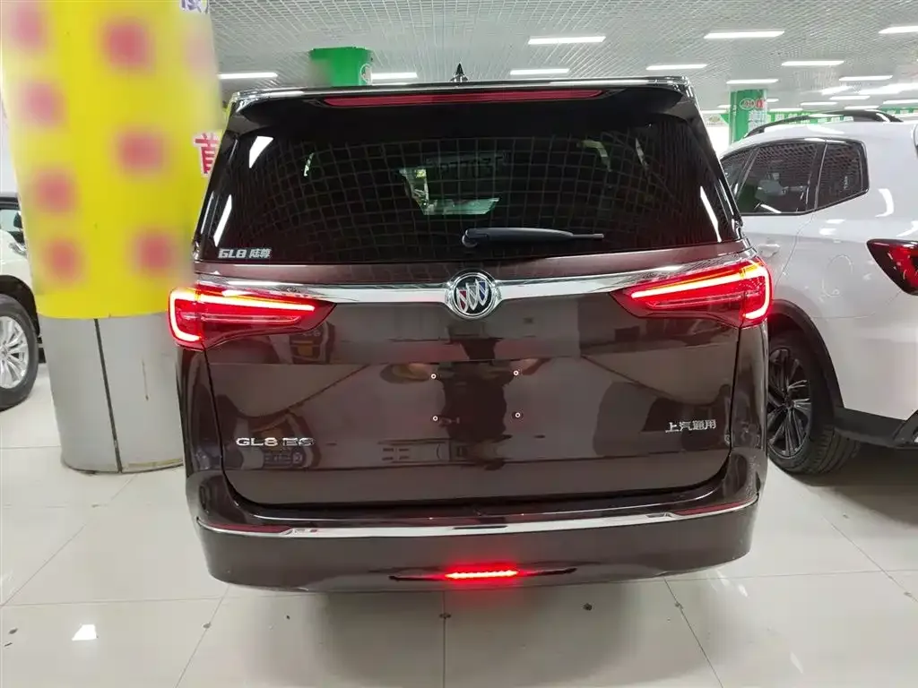 Buick GL8 2021 из CN, фото 10