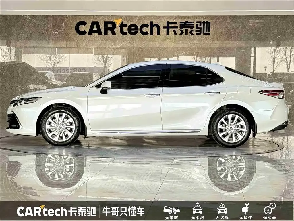Toyota Camry 2023 из CN, фото 9