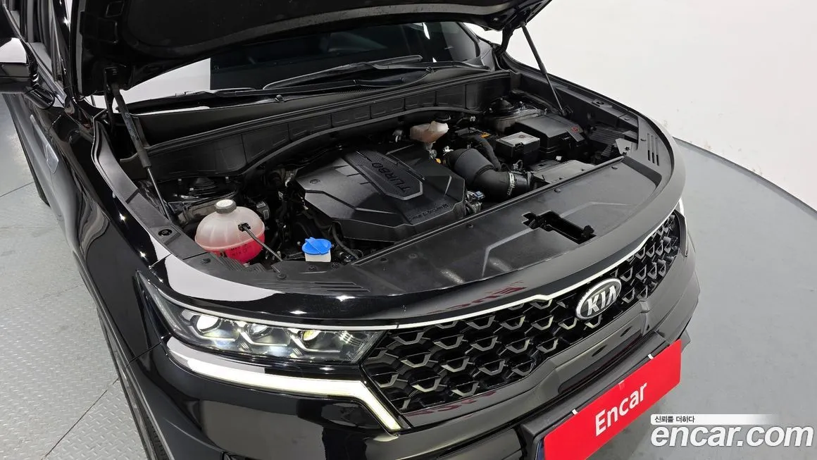 Kia Sorento — фото 7