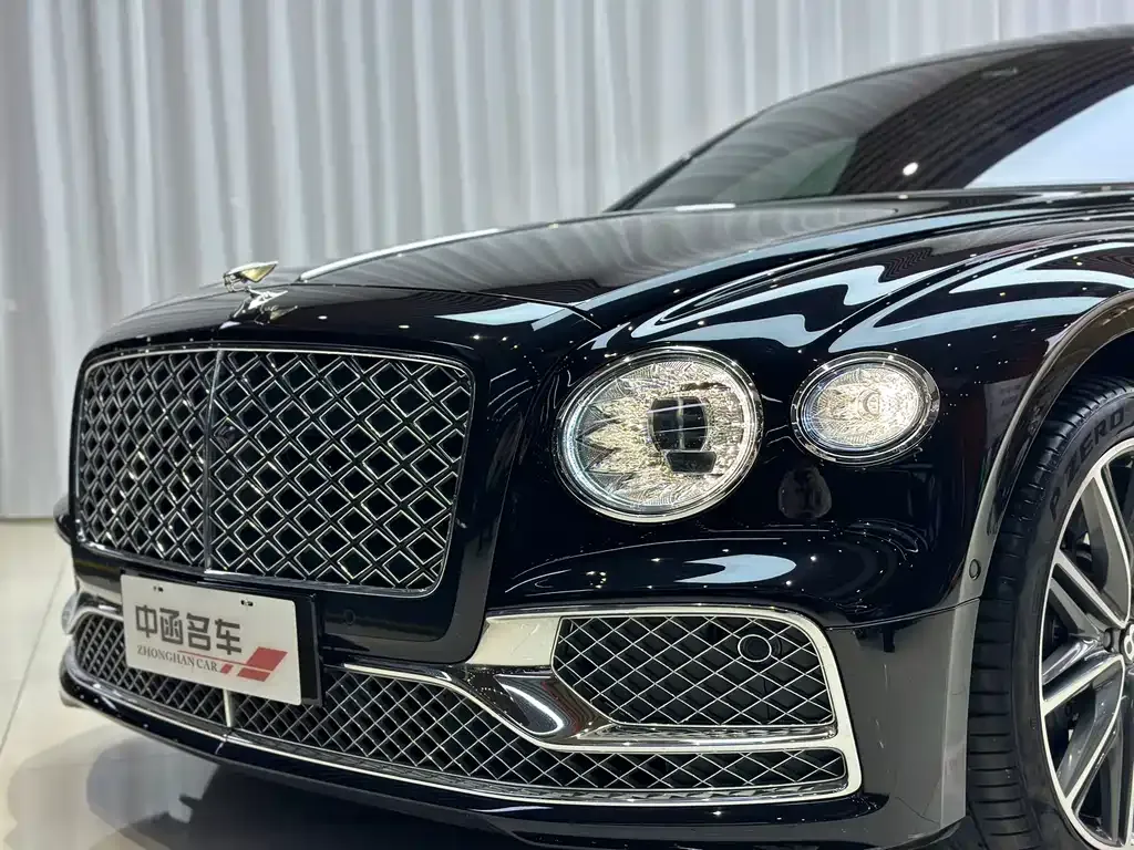 Bentley Flying Spur PHEV 2022 из CN, фото 9