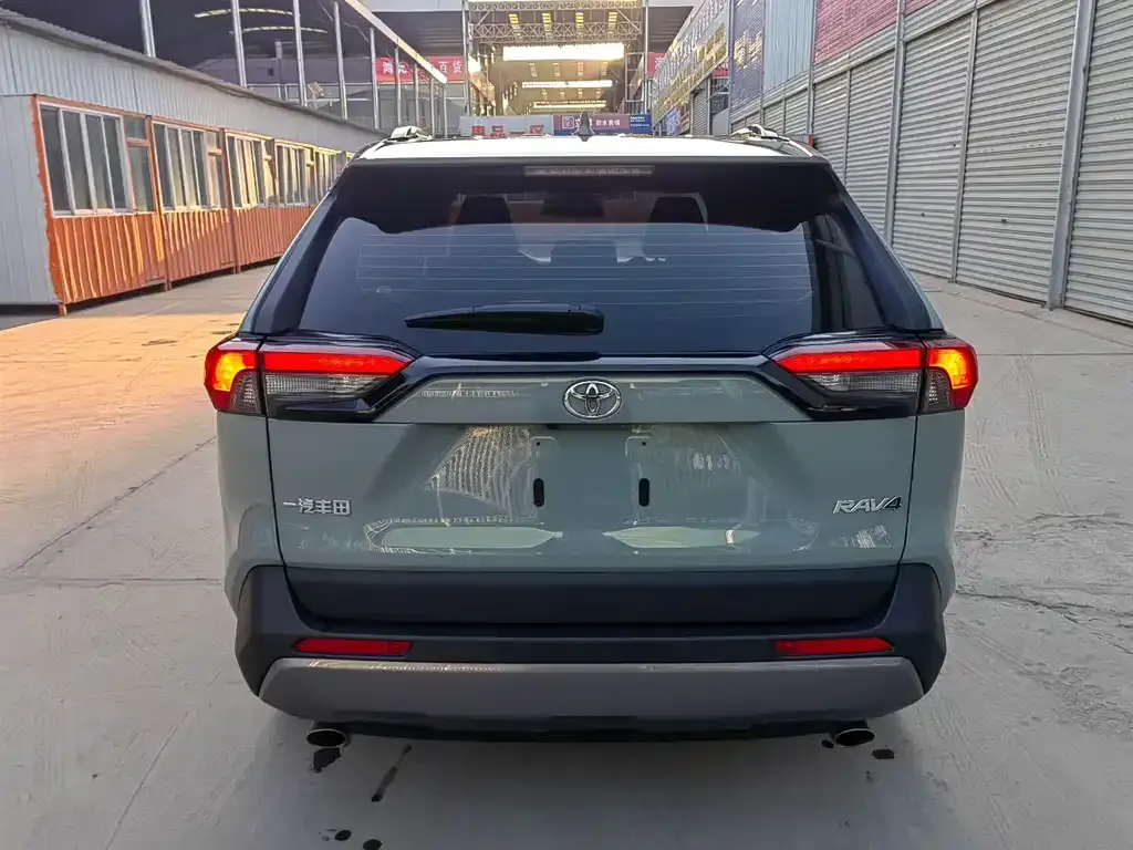 Toyota RAV4 2021 из CN, фото 9