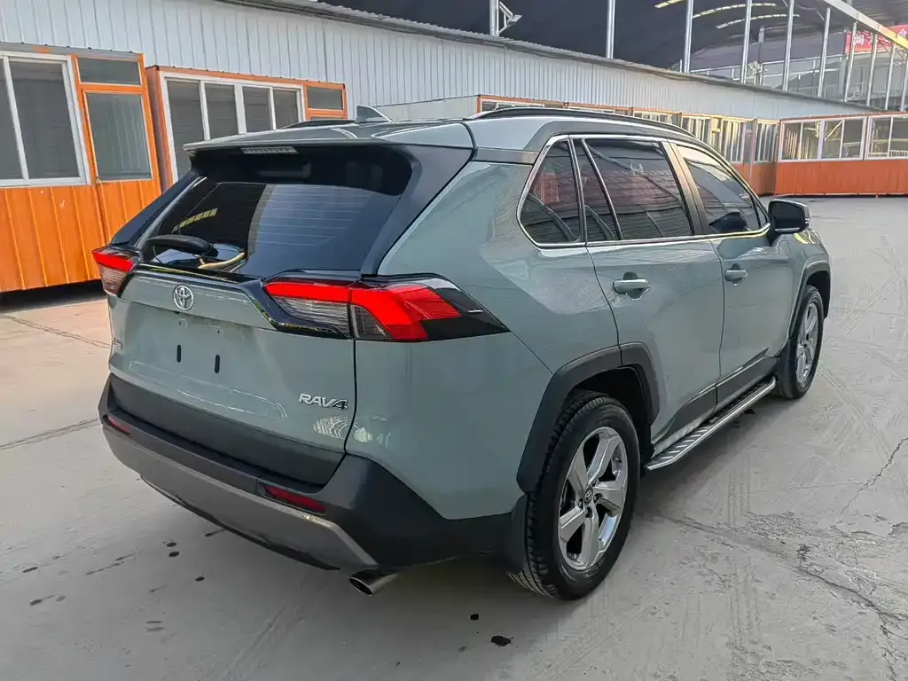 Toyota RAV4 2021 из CN, фото 4