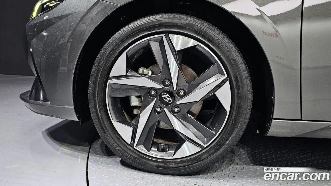 Hyundai AVANTE — фото 7