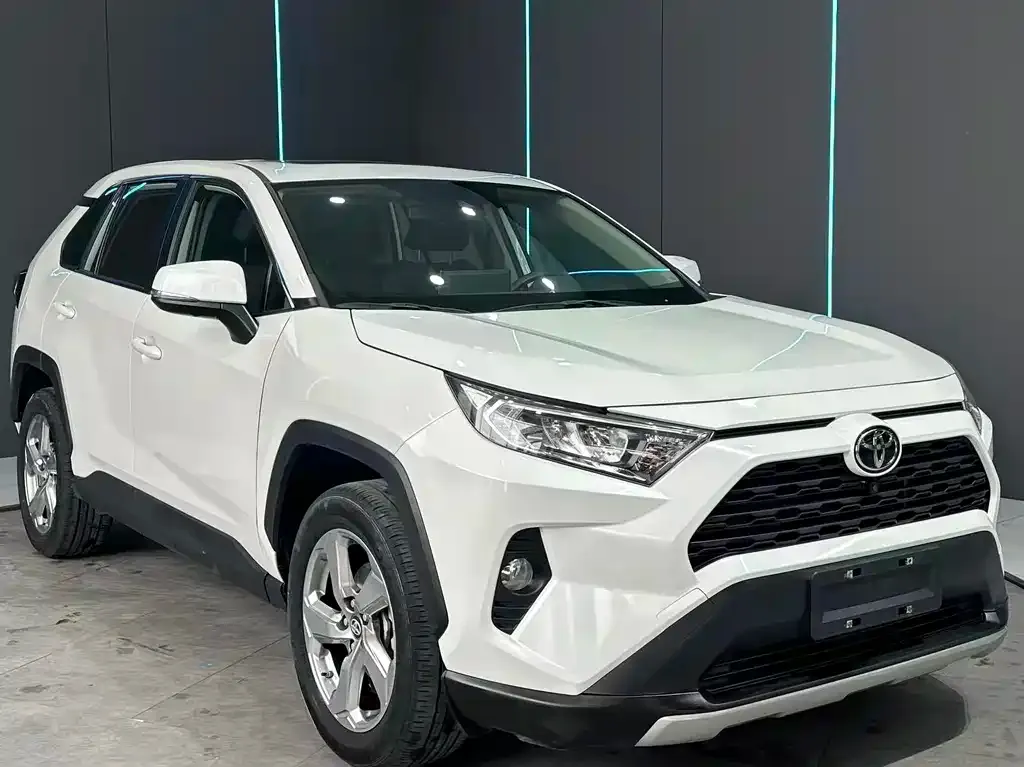 Toyota RAV4 2022 из CN, фото 3