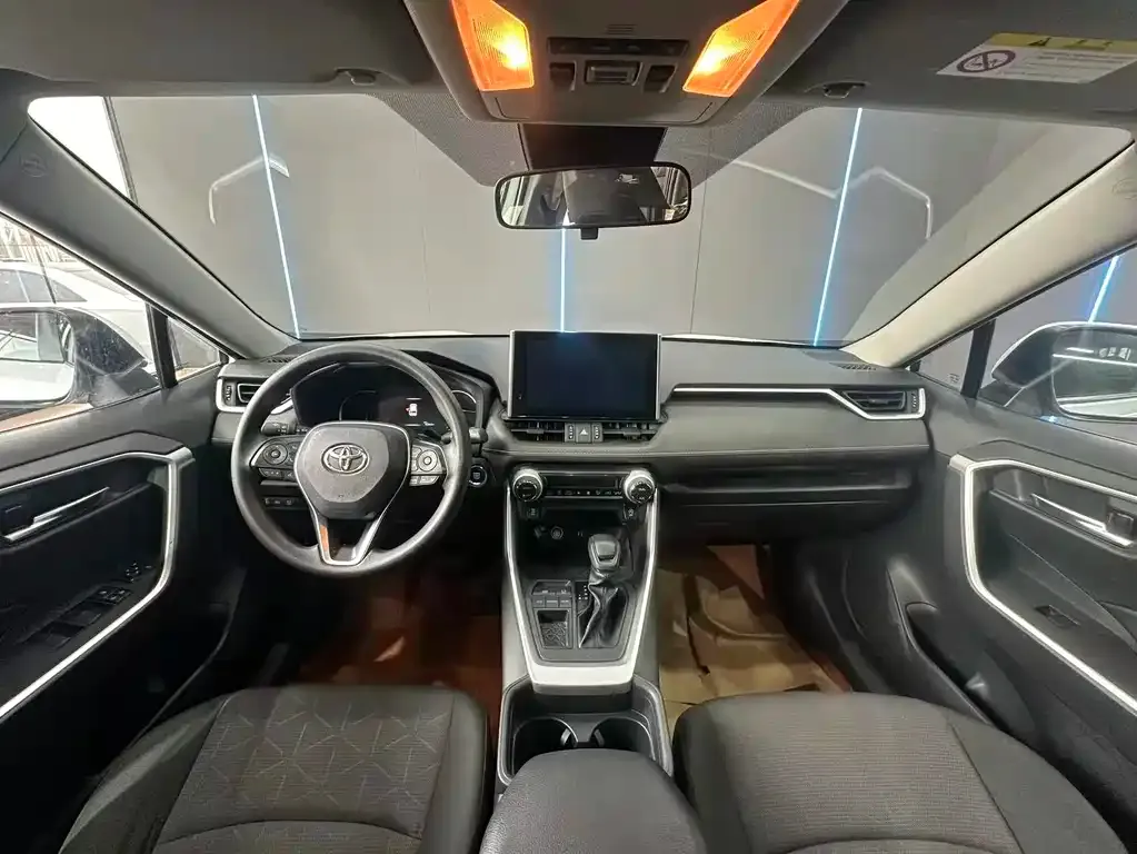Toyota RAV4 2022 из CN, фото 9