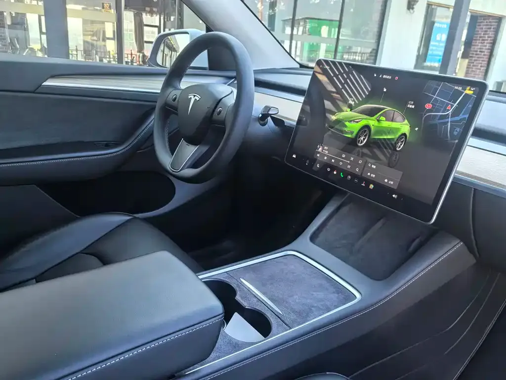 Tesla Model Y 2023 из CN, фото 9