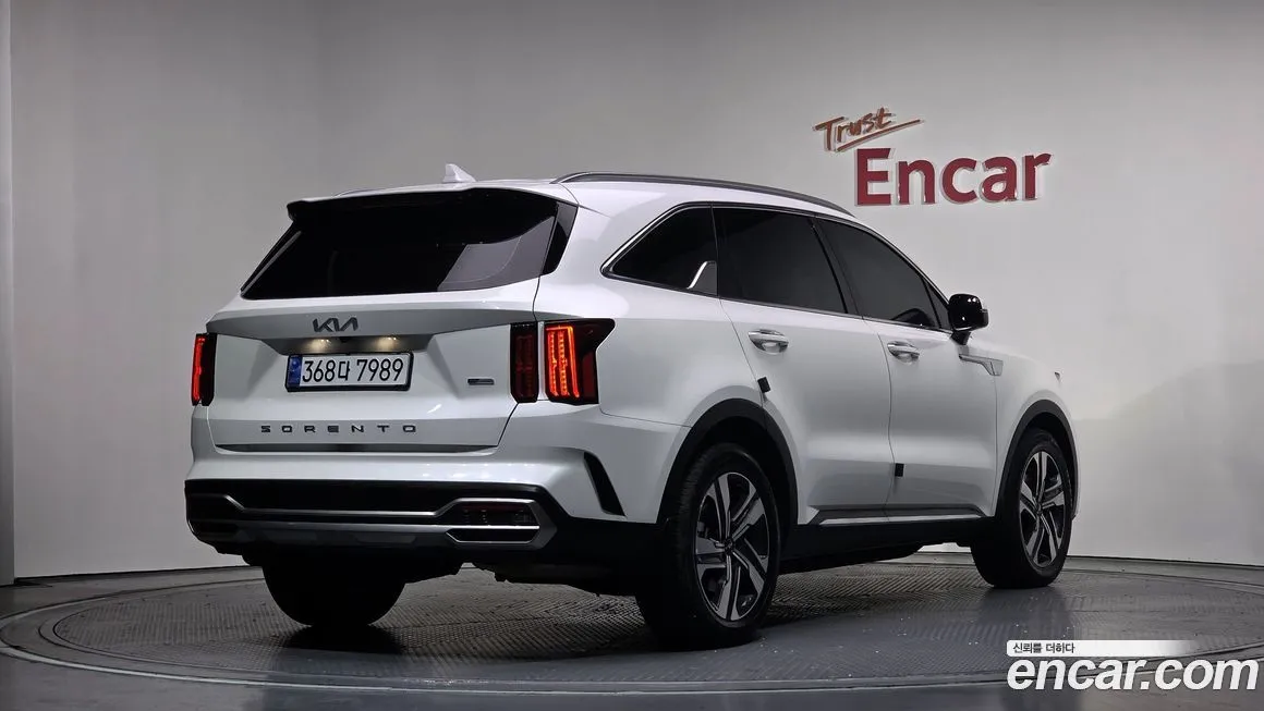 Kia Sorento — фото 10