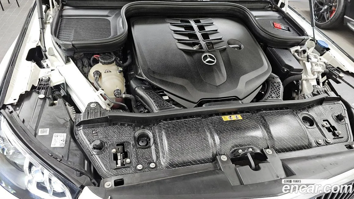 Mercedes-Benz GLS-Class — фото 10