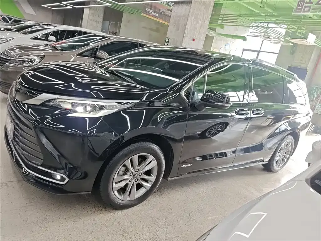 Toyota Sienna 2022 из CN, фото 4