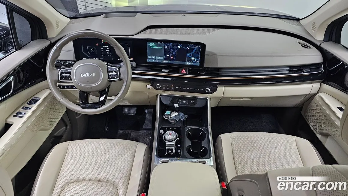 Kia Carnival — фото 6
