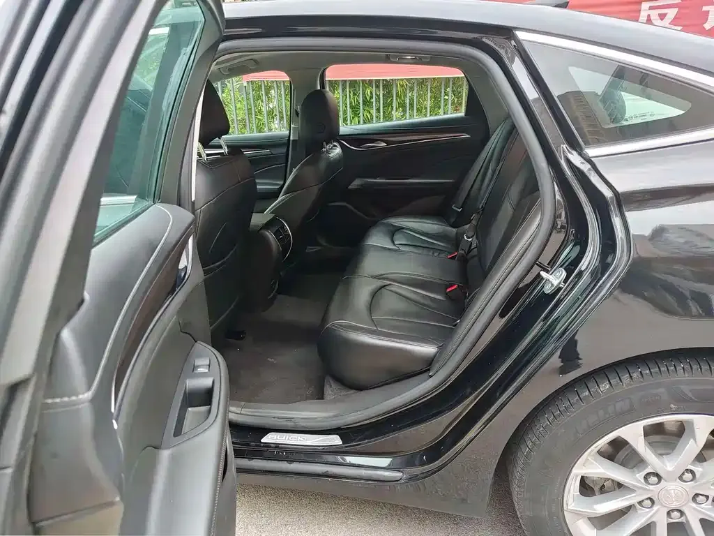 Buick LaCrosse 2021 из CN, фото 8