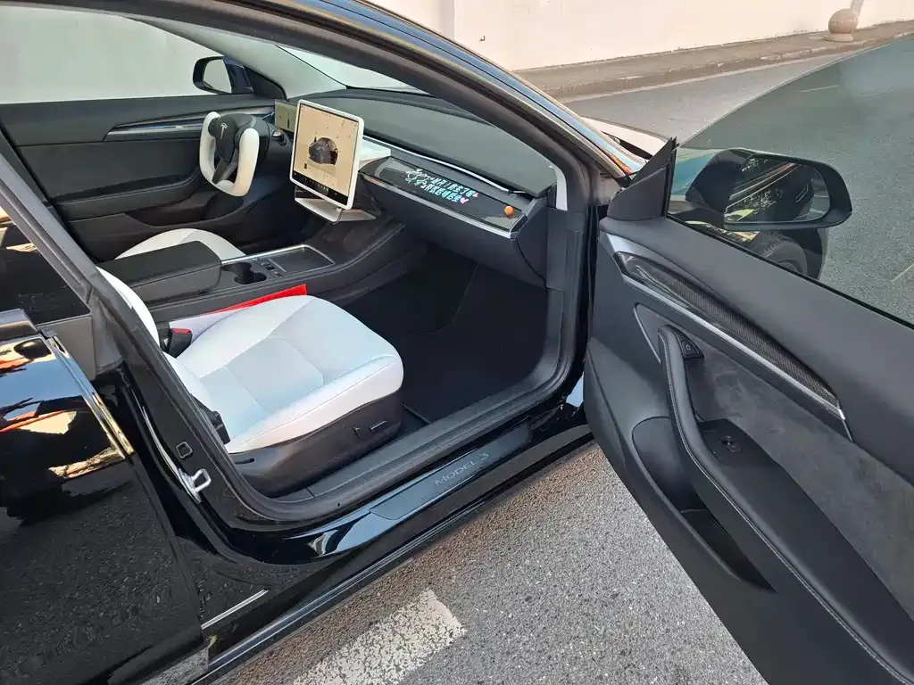 Tesla Model 3 2024 из CN, фото 7