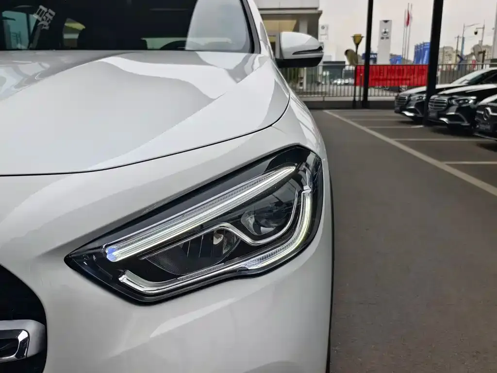 Mercedes-Benz GLA 2024 из CN, фото 2