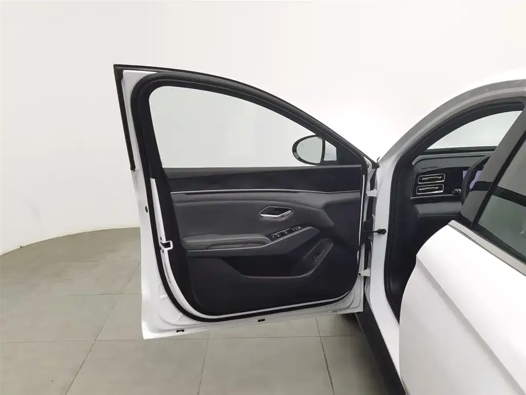 BYD Qin L 2025 из CN, фото 8