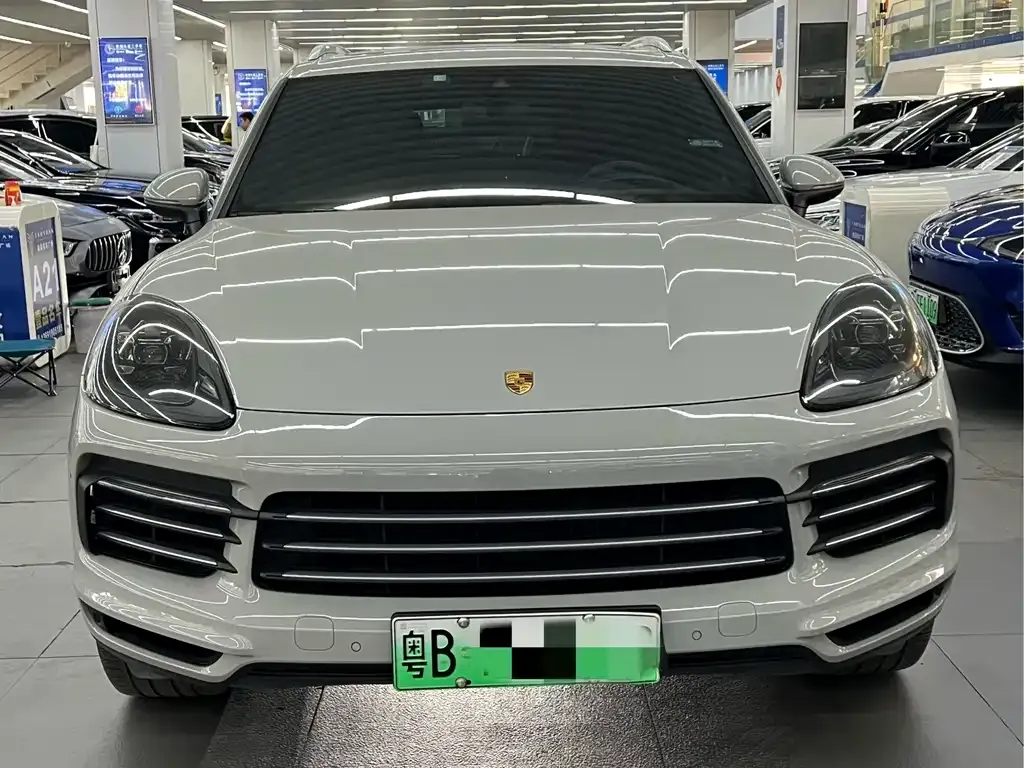 Porsche Cayenne Hybrid 2021 из CN, фото 10