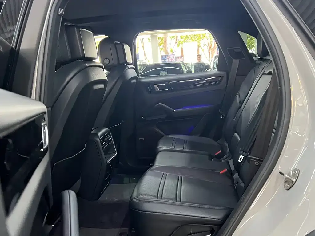 Porsche Cayenne Hybrid 2021 из CN, фото 5