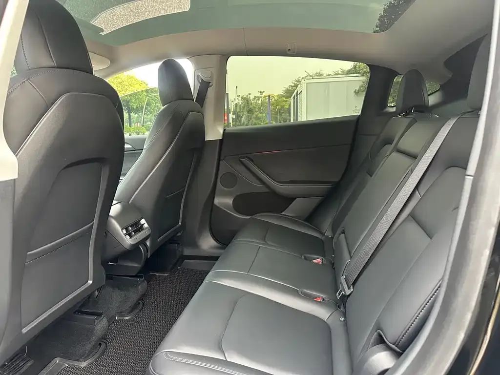 Tesla Model Y 2022 из CN, фото 10