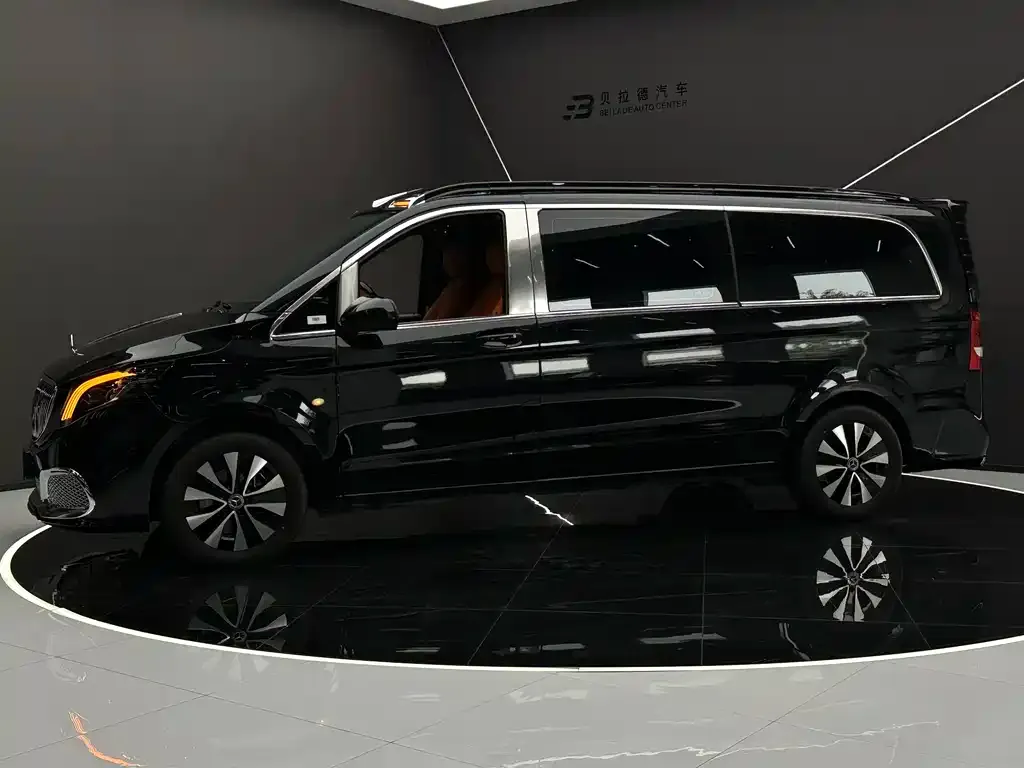 Mercedes-Benz Vito 2023 из CN, фото 3