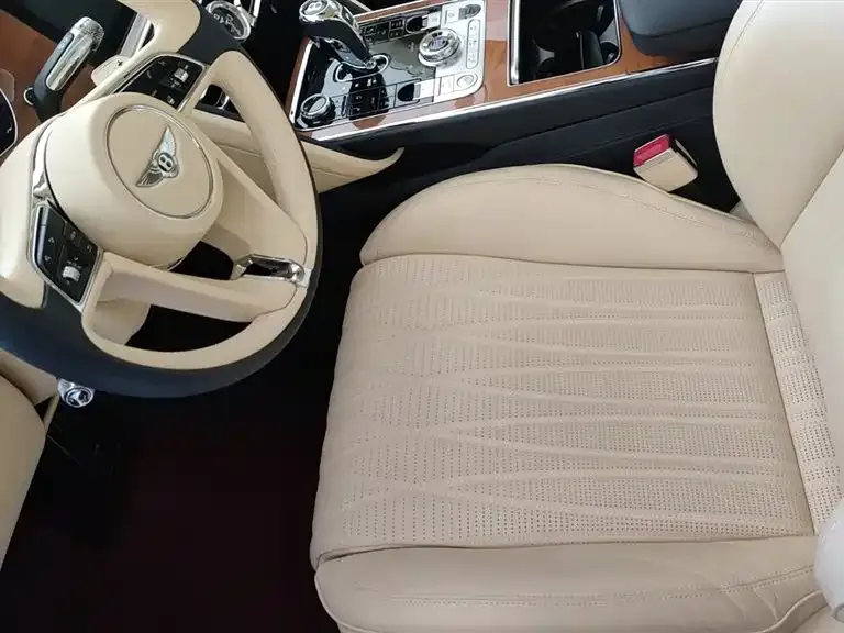 Bentley Flying Spur 2021 из CN, фото 4