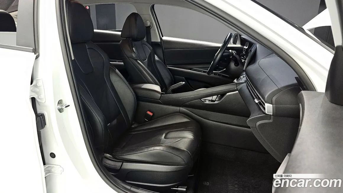 Hyundai AVANTE — фото 9