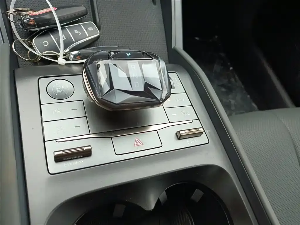 BYD Qin L 2025 из CN, фото 8