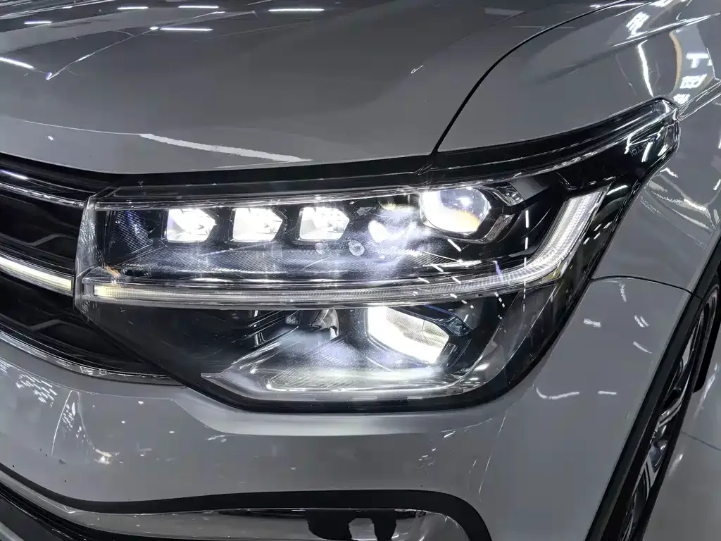 Volkswagen Tharu 2024 из CN, фото 3