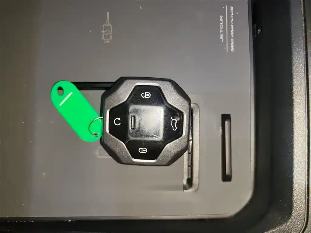 Jetour Traveller 2023 из CN, фото 4