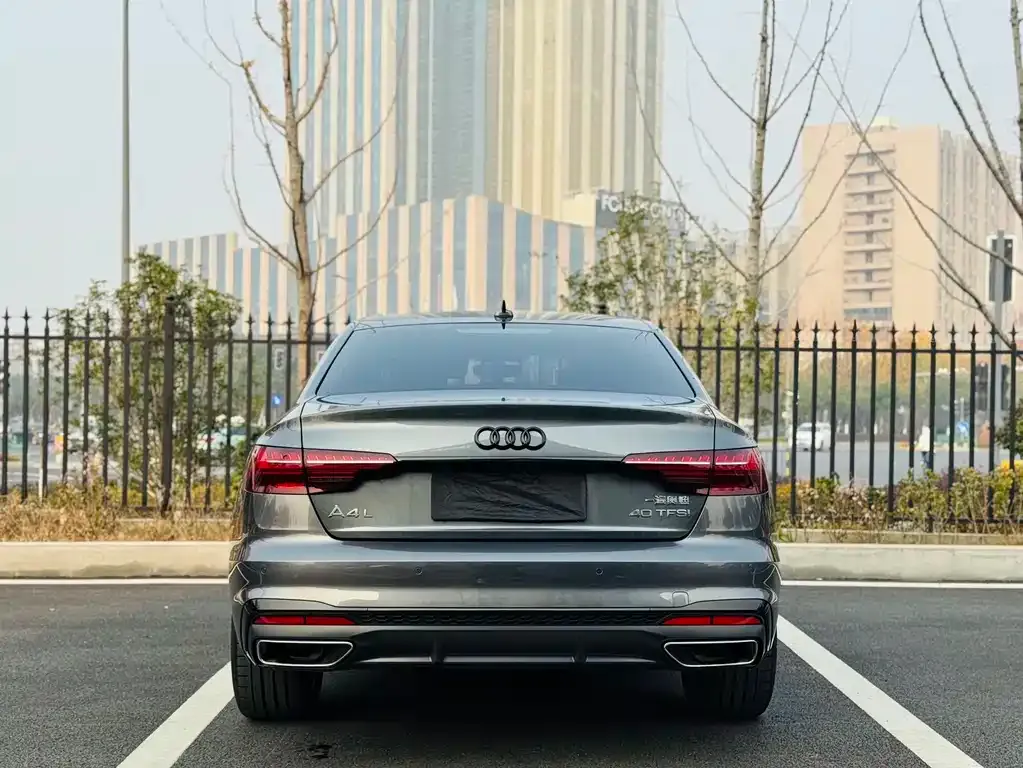 Audi A4L 2025 из CN, фото 4