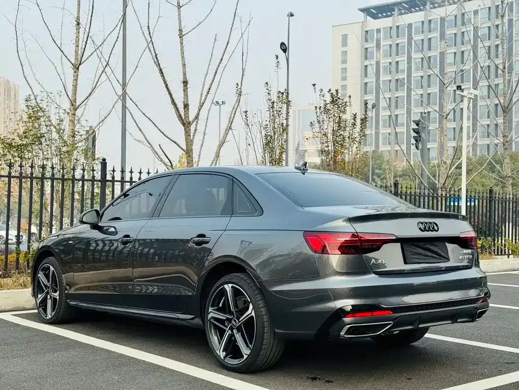 Audi A4L 2025 из CN, фото 9