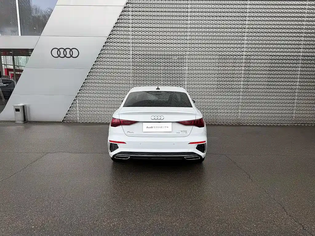 Audi A3 2023 из CN, фото 8