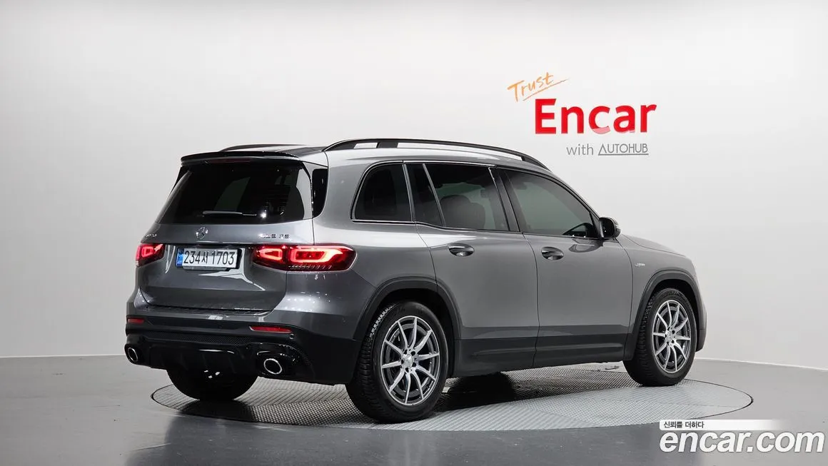 Mercedes-Benz GLB-Class — фото 2